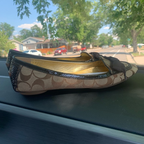 NEW COACH TIPPER 12CM SC/C PAT Size 9.5B color: Khaki/chocolate with bow - Picture 5 of 11